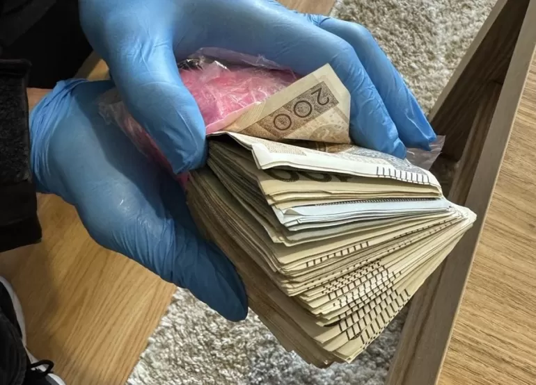 Oszukiwali metodami "na wnuczka" i "na policjanta". Grozi im surowa kara