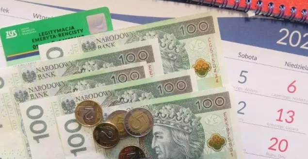 Kolejne "czternastki" już na kontach emerytów i rencistów