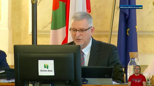 Okrzesik zrezygnował. "Nie chcę być przewodniczącym takiej rady"