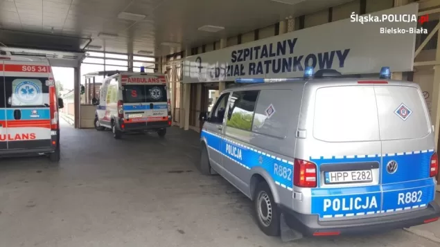 Na sygnałach na porodówkę. Policyjna eskorta przys
