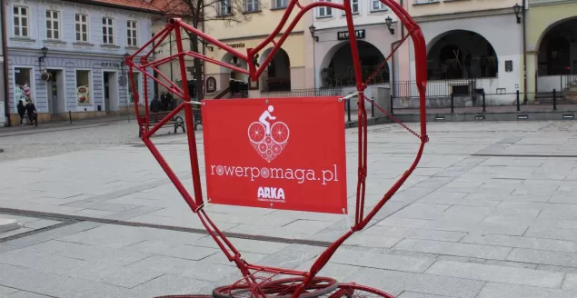 "Rower Pomaga": 21 jednośladów trafi do dzieci z domów dziecka