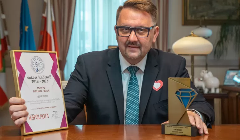 Ocenili kończącą się kadencję samorządów. Bielsko-Biała ze statuetką za 2. miejsce