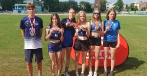 Lekkoatleci z Bielska-Białej zdominowali Mistrzostwa Śląska U16 w Sosnowcu. Nasi przywieźli 22 medale