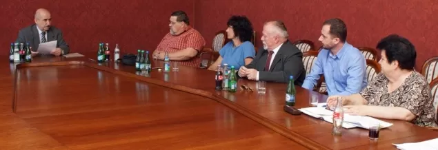 niepełnosprawni
