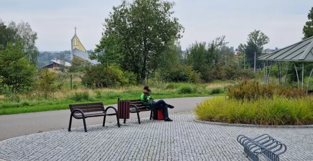 Mężczyzna przebywa przy bielskim lotnisku od połowy września.