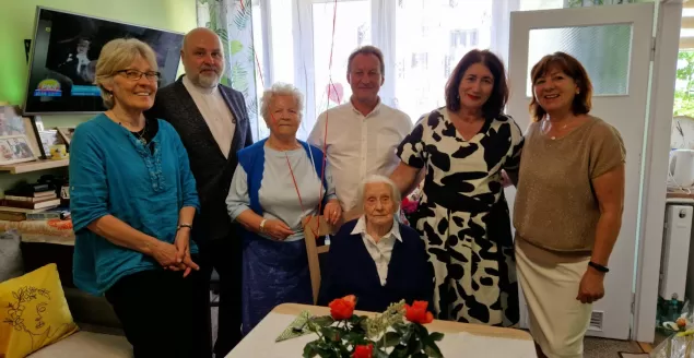 Obchodziła 103. urodziny. Kilka lat temu pomagała jej cała Polska