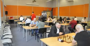 Radni i pracownicy samorządowi zagrają w szachy. To już II edycja Turnieju