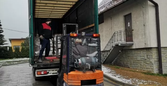 Pomoc żywnościowa dla mieszkańców od diecezjalnej Caritas
