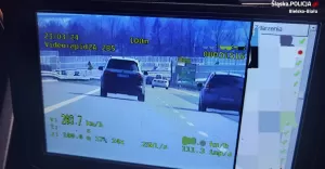 Kierowca BMW X7 gnał ponad 200km/h