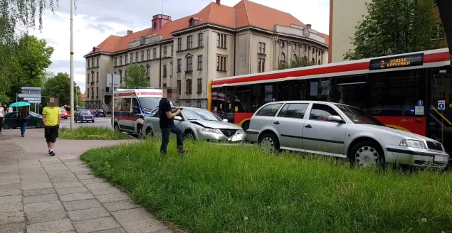 Kolizja i potrącenie na Piastowskiej - 10.05.2018