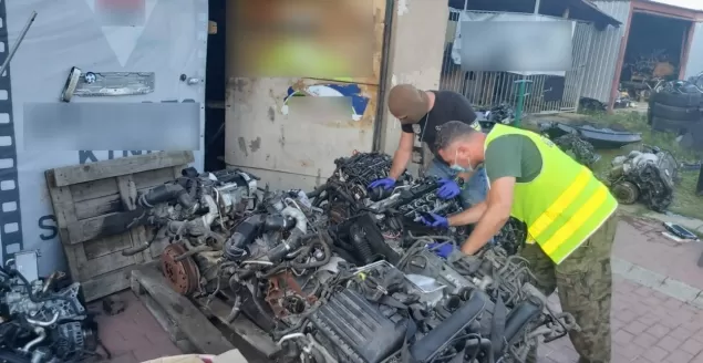 Policjanci odzyskali kradzione części samochodowe
