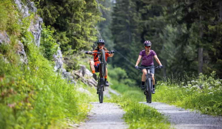 Darmowe testy e-rowerów KTM z silnikami Bosch z Pamirbike w Szczyrku