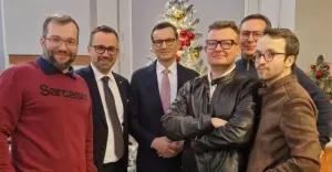 W grupie posłów PiS, którzy protestowali przeciw zmianom w mediach publicznych w gmachu TVP, był między innymi Grze