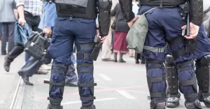 Buty policyjne - jak wybrać odpowiednie ?