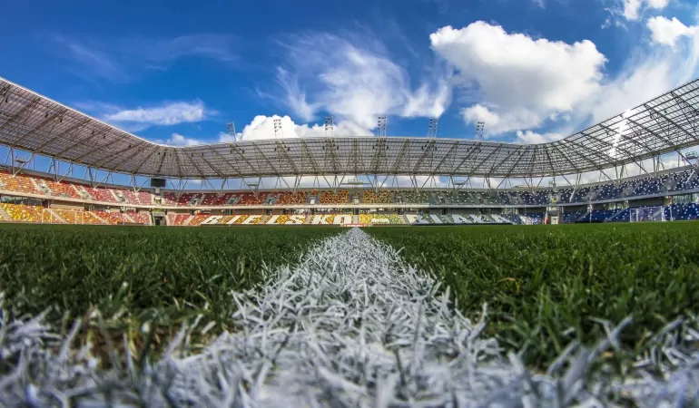 Derby Bielska-Białej już w niedzielę: Rekord kontra Podbeskidzie na Stadionie Miejskim