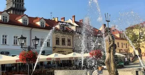 bielskobiała,bielsko,rynek,starówka,katedra,fontanna,neptun,lato,poranek,ilovebb,fotodnia,instagr