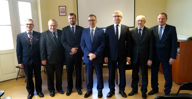 drużyna pis-u