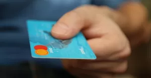 Na co warto zwrócić uwagę przy wyborze konta bankowego?
