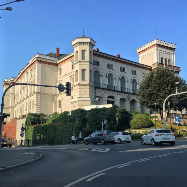 bielskobiala,bielsko,zamek,sułkowskich,poranek,lato,sierpień,ilovebb,fotodnia,instagram