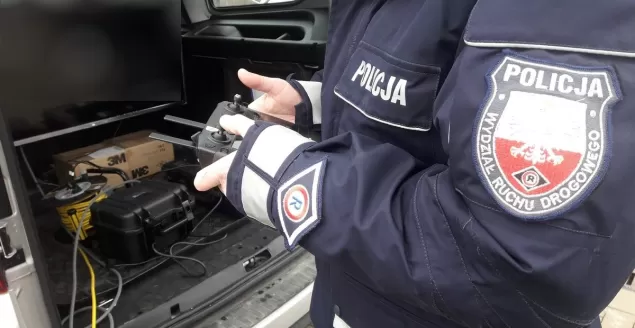 Kontrolowali przejścia za pomocą drona. Zanotowali 70 wykroczeń