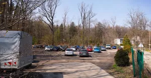 "Przyjezdni blokowali przejazd". MZD powiększy parking przy ul. Pocztowej