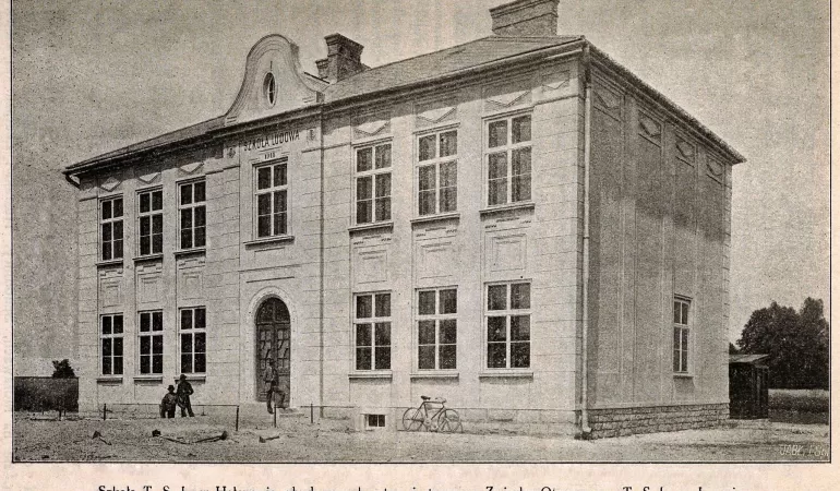 Hałcnów, Szkoła TSL