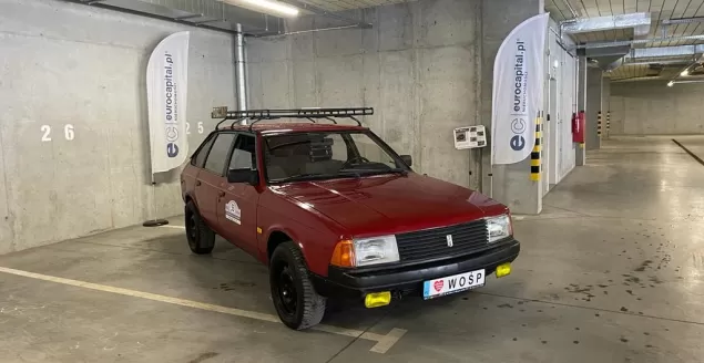Samochód po renowacji wygląda imponująco
