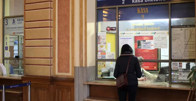 rozkład pkp, dworzec