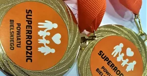Sukces kampanii "Zostań Superrodzicem". Przybywa rodzin zastępczych w powiecie