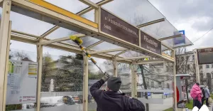 Ruszyło kompleksowe porządkowanie przystanków MZK - 26.04.2021