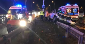 Zderzenie dwóch osobówek na al. Andersa