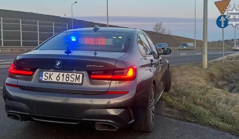 Speed, policja, drogówka, radiowóz, tajniacy