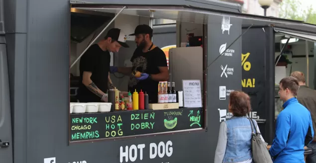 Zlot food trucków na placu Bolesława Chrobrego - 20.05.2017