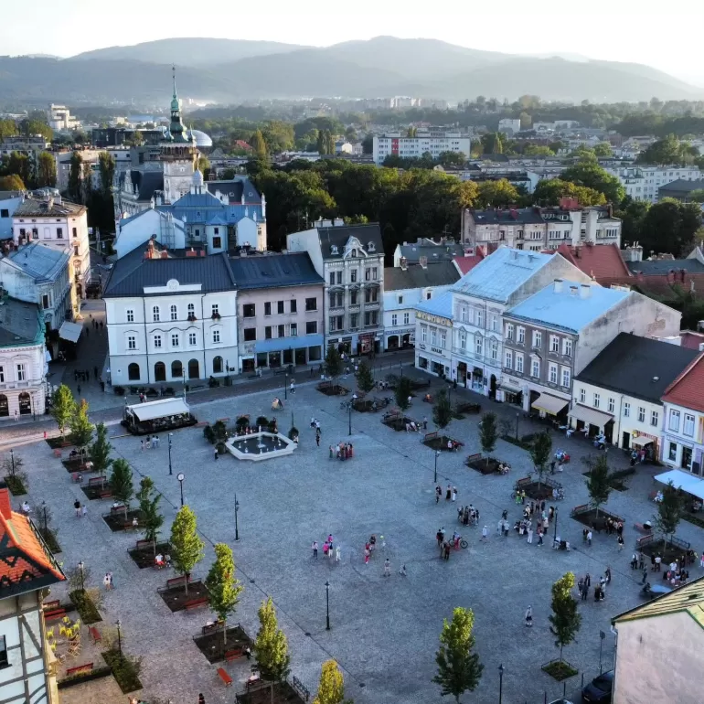 bielskobiala,biała,placwojskapolskiego,rynek,beskidy,fotodnia,instagram