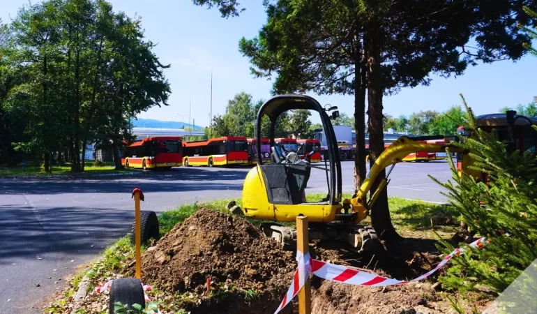 W celu dostosowania do nowych, elektrycznych autobusów, zajezdnia MZK przechodzi modernizację