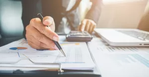 Jak skutecznie zarządzać wynagrodzeniami pracowników?