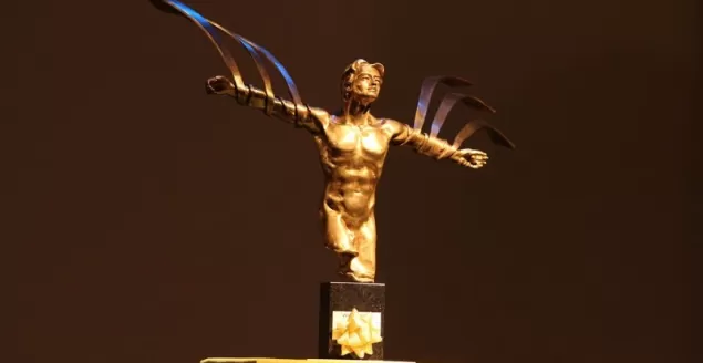 statuetka dedala