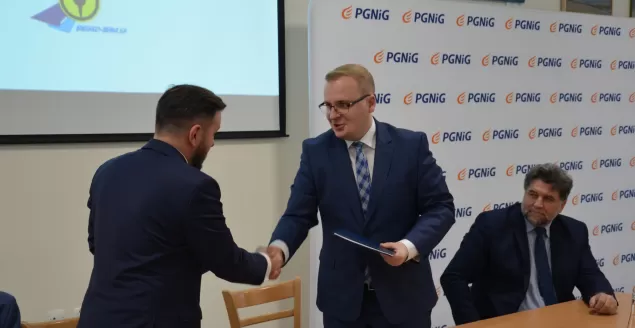 Wiceprezesi Szczudło i Sadza tuż po podpisaniu umo