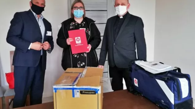Diecezjalna Caritas przekazała respirator Szpitalowi Pediatrycznemu