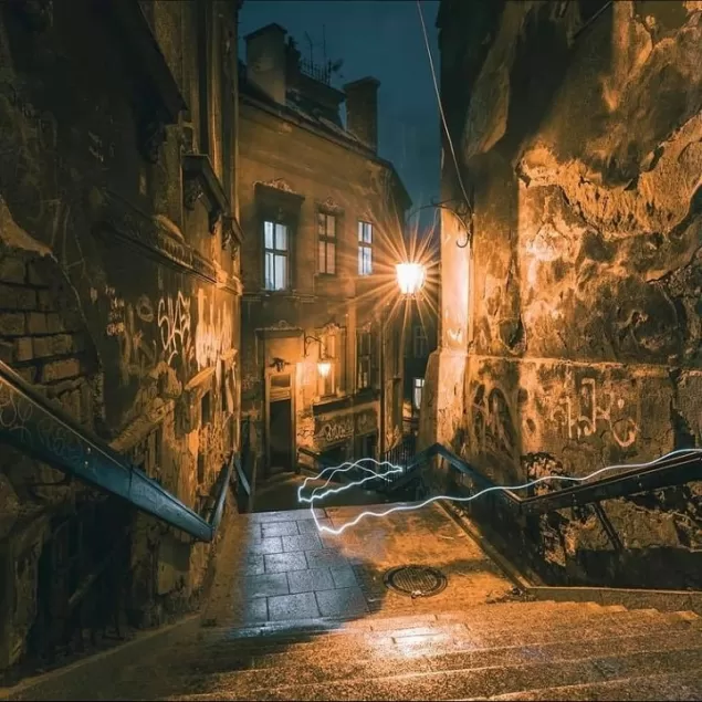 PocztowkazBielska,Bielsko,BielskoBiała,StareMiasto,Śródmieście,Wieczór,Spacer,Schodowa,Archite