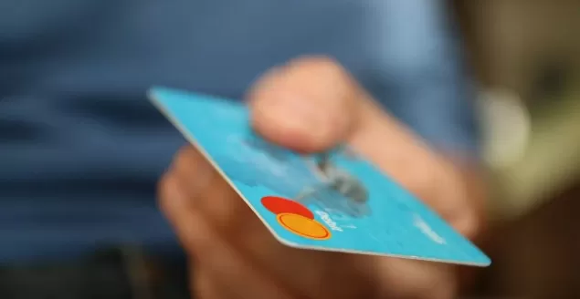 karta płatnicza, karta kredytowa, bankomat