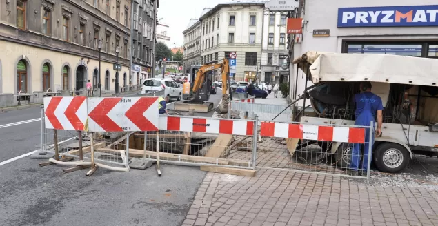 Hałcnów: Odtworzenie drogi pozostawia wiele do życzenia