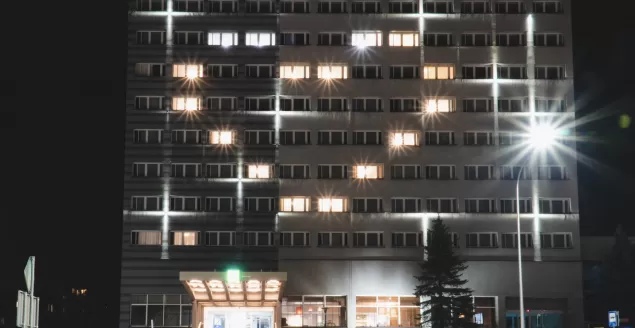 Serce utworzone w oknach hotelu Ibis Styles Bielsko-Biała - 23.03.2020