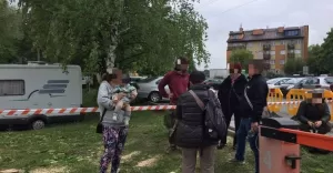 Mieszkańcy Sarniego Stoku chcą zablokować wycinkę drzew wokół ich osiedla